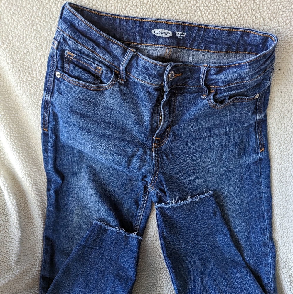 Old Navy Rockstar super skinny ankle jeans, size 6